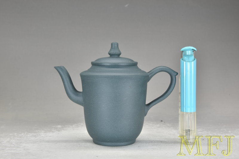 1980年代早期紫砂一廠作品 --- 綠泥小高流京盅(荊溪惠孟臣制)