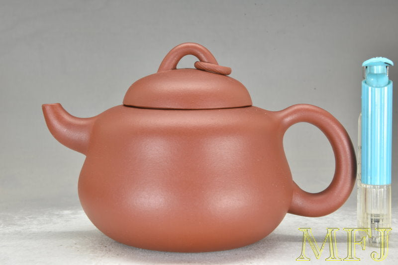 1980 - 1990年代早期紫砂一廠作品 --- 紅泥曼生葫蘆(徐惠琴)
