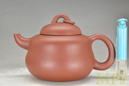 1980 - 1990年代早期紫砂一廠作品 --- 紅泥曼生葫蘆(徐惠琴)