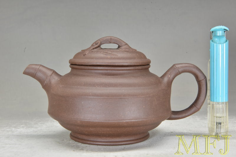 1980年代早期紫砂一廠作品 --- 紫泥(甲子泥)雙線竹鼓(荊溪江制、純琴)